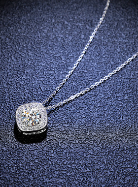 s925纯银吊坠1克拉莫桑石项链镀PT950 铂金女款方钻时尚简约饰品