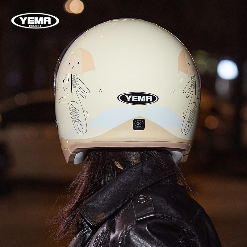 Mustang 3C certified electric vehicle helmet lining is removable and washable