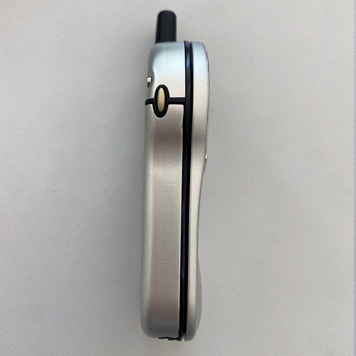 摩托罗拉V70老款经典怀旧手机360度旋转屏功能机影视道具收藏复古 - 图1