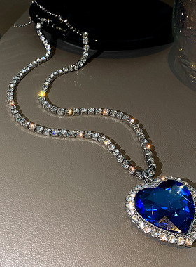 Luxury Crystal Heart Pendant Necklace for Women Full