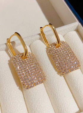 Fashion Trend Unique Design Elegant Delicate Black Zircon