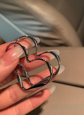 Korean Fashion Heart Earrings for Women Simple Silver