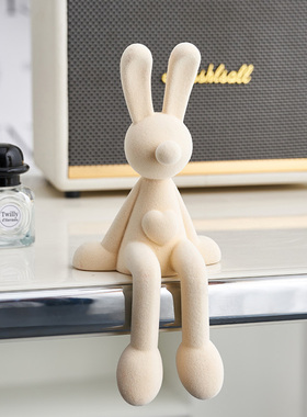 快速发货现代简约植绒坐姿兔x子摆件轻奢高档家居客厅桌面电视柜