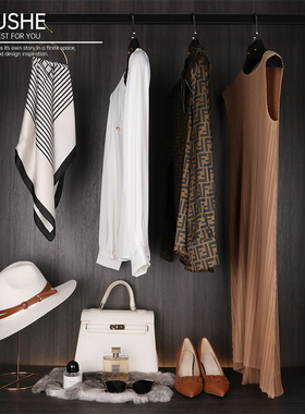 衣帽间家具软装饰品摆件