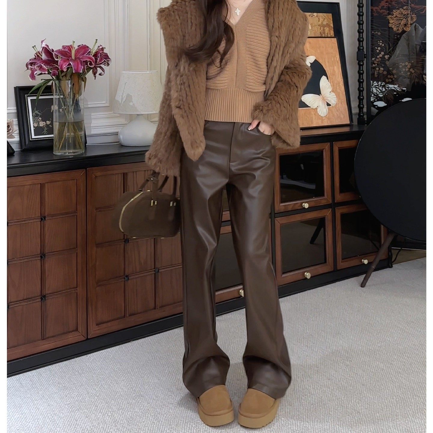 高级感咖色加绒皮裤女2025秋冬新款时尚气质百搭高腰窄版直筒裤子,淘宝优惠券,粉丝福利购,淘宝优惠卷