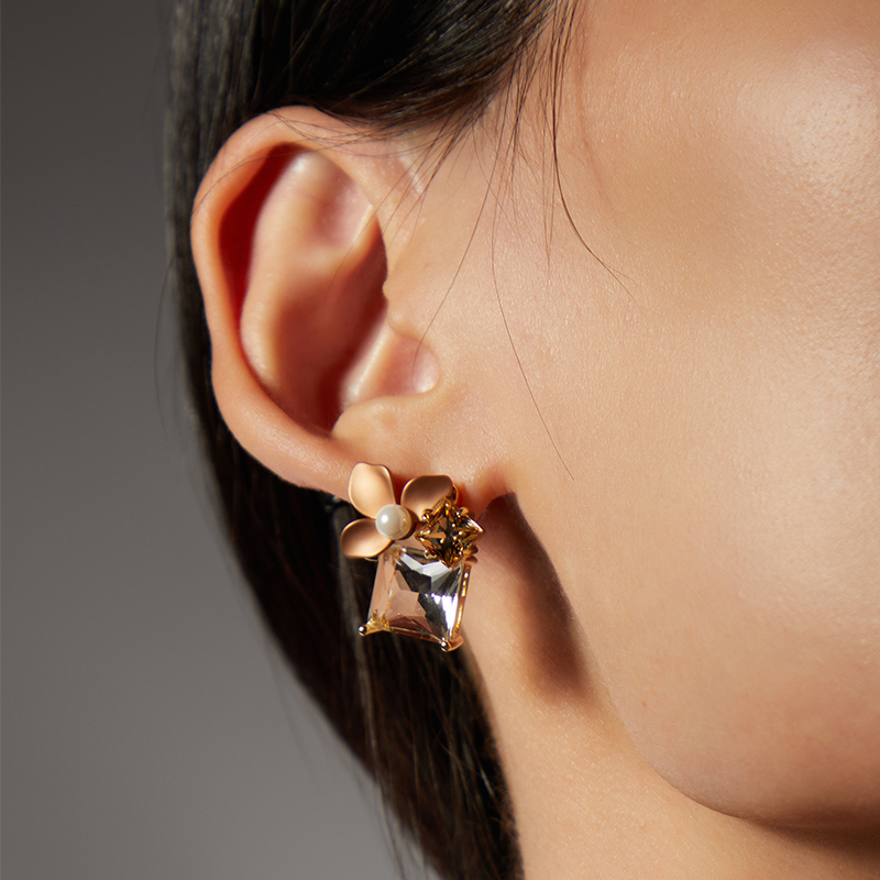 Riotlily/艾特里里香槟花语耳环清爽甜美浪漫花朵耳钉圣诞送女友 - 图0