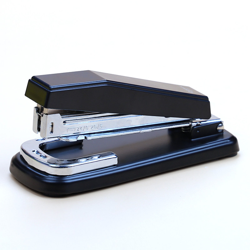 Qixin stapler delivers staple remover