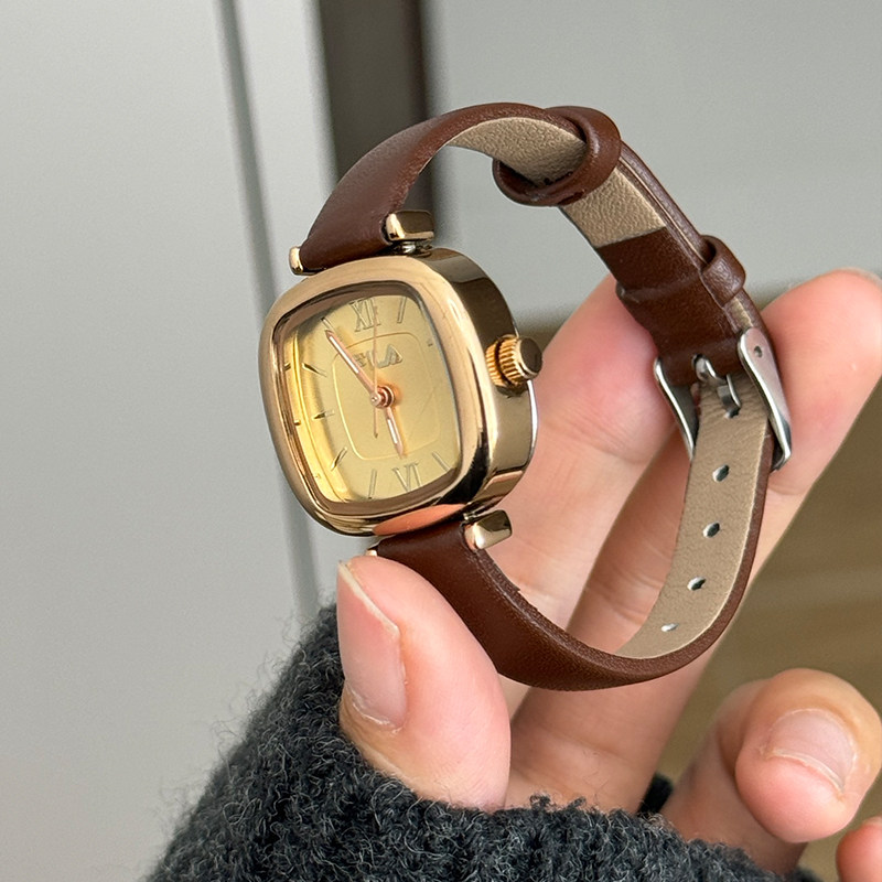 FILA斐乐手表女士款学生轻奢小众设计小方表女生礼盒生日礼物6572,淘宝优惠券,粉丝福利购,淘宝优惠卷