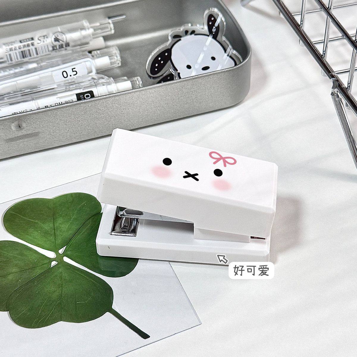 Cute expression mini stapler, high-looking stapler, student handbook, test paper binder, office portable card head