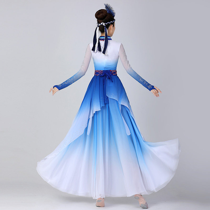  乐步鼠民族服装/舞台装