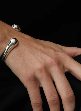 Céleste银色水滴开口手镯女