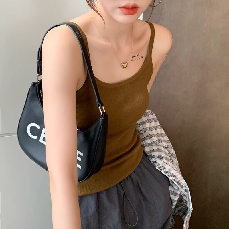 燕麦色吊带女西装内搭白色针织打底小背心2025年新款夏季外穿上衣,淘宝优惠券,粉丝福利购,淘宝优惠卷