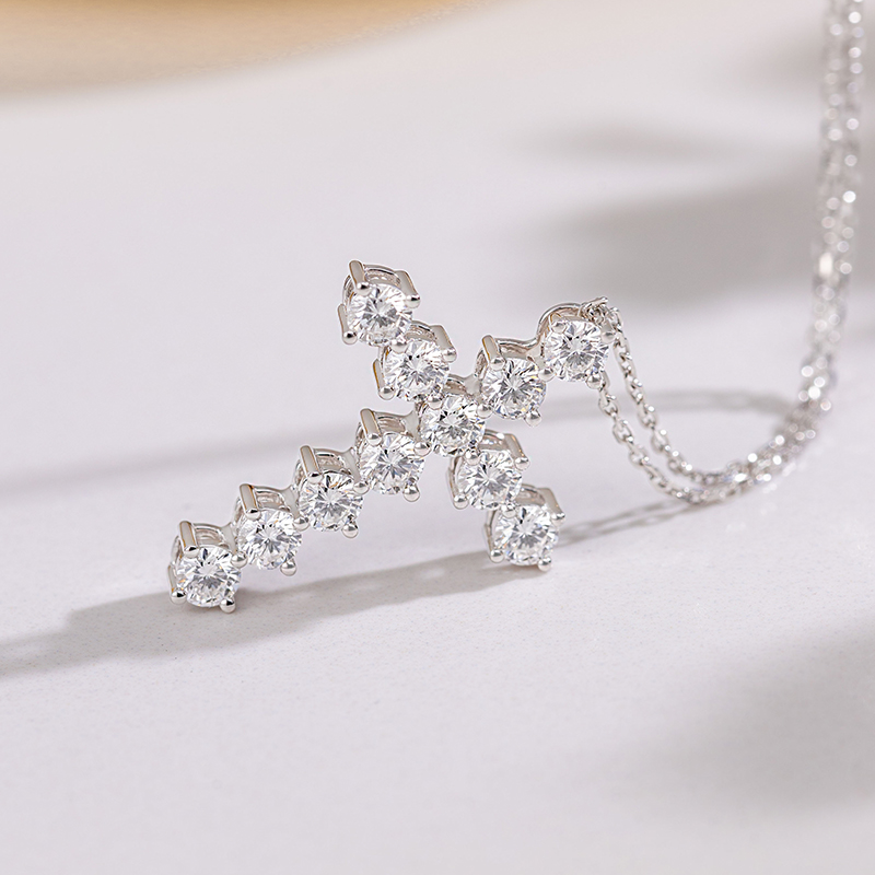 芮爱VRAI 十字架圆钻项链钻石项链真钻培育钻石毛衣链情侣链 - 图1