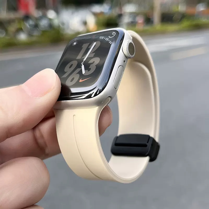 适用iwatch8 9代表带磁吸折叠扣苹果手表applewatch表带s7/6/5/潮运动硅胶 ultra高级男女se金属41/45/49mm44-图2