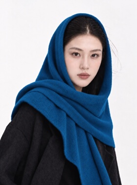 慵懒风100%羊毛三角围巾女秋冬新款蓝色保暖针织披肩高级感围脖