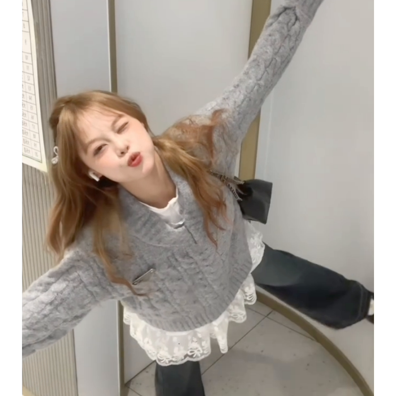 韩系早秋chic套装新款韩系慵懒休闲好看针织毛衣吊带裙小众套装女 - 图3