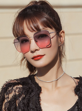 渐变色高级感太阳镜显脸小