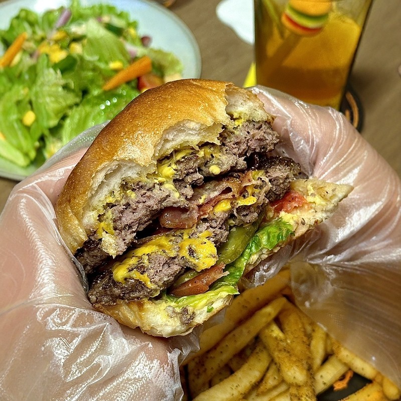 美式汉堡包面包胚商用早餐手工牛肉高端定制8寸超大号巨无霸坯子,淘宝优惠券,粉丝福利购,淘宝优惠卷