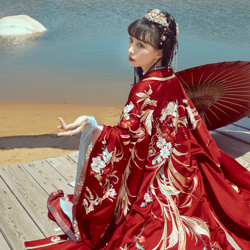 十三余小豆蔻对襟齐胸裙汉服女婚服 十三余汉服