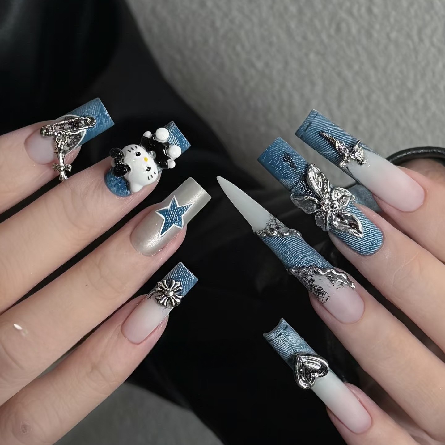 辣妹小众纯手工穿戴甲蓝色法式牛仔立体kt猫双拼手绘美甲贴,淘宝优惠券,粉丝福利购,淘宝优惠卷