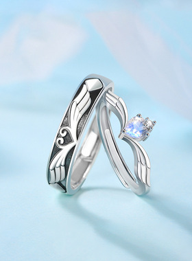 英国TopWhit新款羽你相伴情侣款戒指女男一对戒月光石天使翅膀