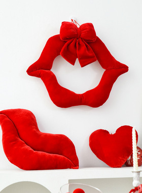 情人节装饰礼物红色嘴唇蝴蝶结情侣派对摆件场景布置