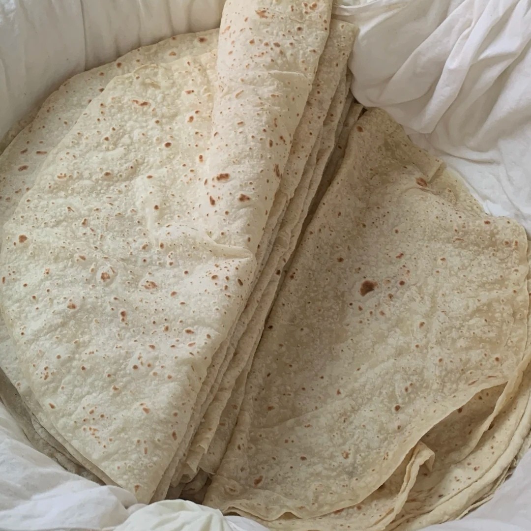 【潍坊直发】山东手擀卷饼皮朝天锅专用加热即食饭店商用大号烙饼,淘宝优惠券,粉丝福利购,淘宝优惠卷