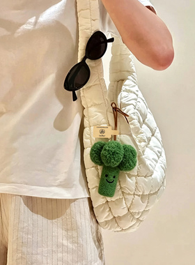 创意笑脸表情西蓝花挂件小众精致钥匙扣包挂饰品尼泊尔手工羊毛毡