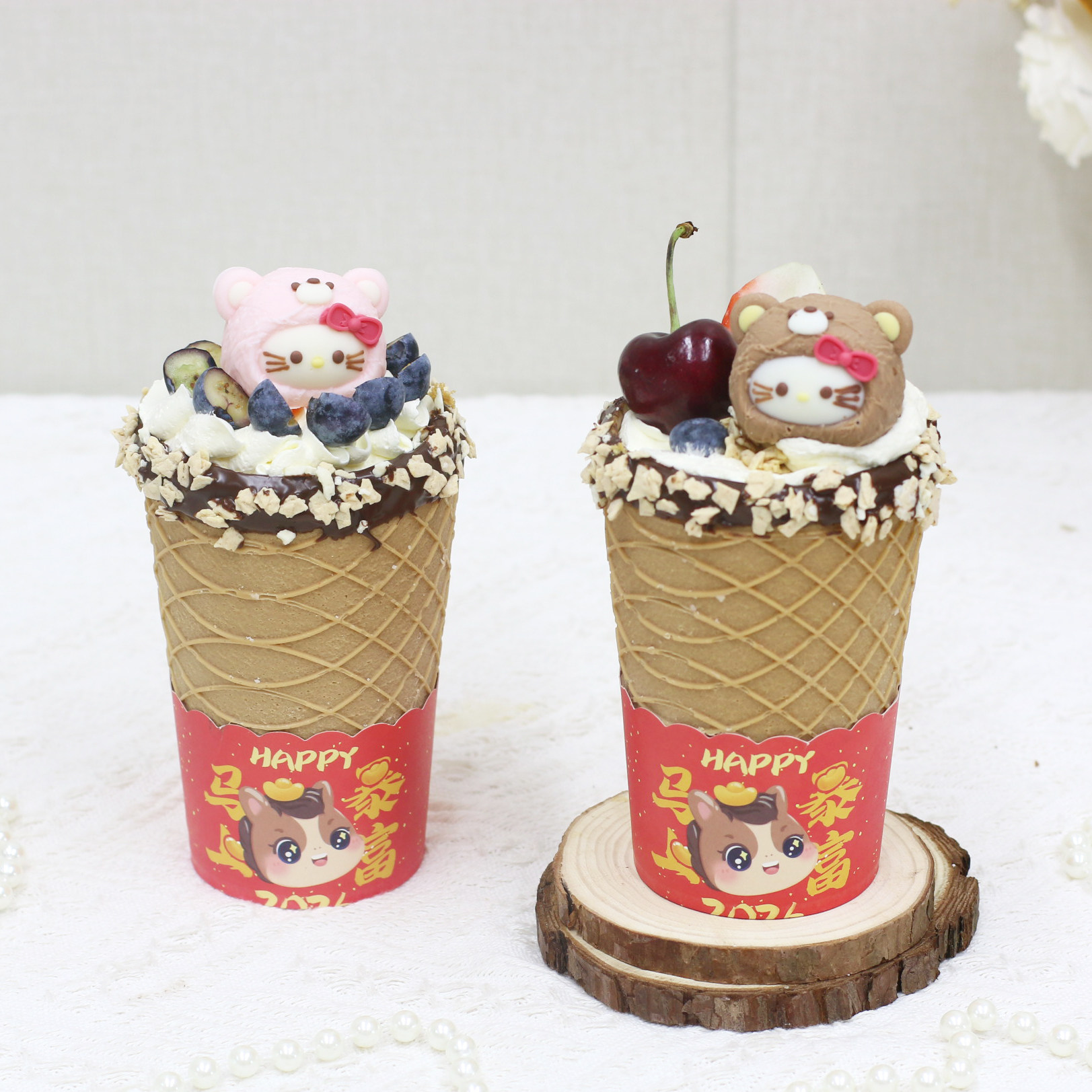 kt猫头巧克力蛋糕装饰小号小熊KT成品情侣卡通立体烘焙甜品摆配件,淘宝优惠券,粉丝福利购,淘宝优惠卷