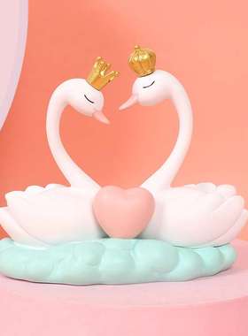 情侣天鹅情人节树脂工艺品家居卧室客厅玄关摆件汽车摆件礼品礼物
