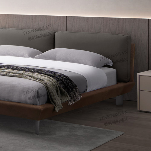 芬纳维亚传承 现代极简全真皮软床意式大平层双人床(Alain艾伦) - 图1