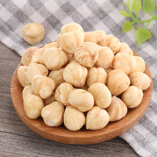 Оригинально приготовленные ядра фундука, сушеные орехи, фирменные орехи