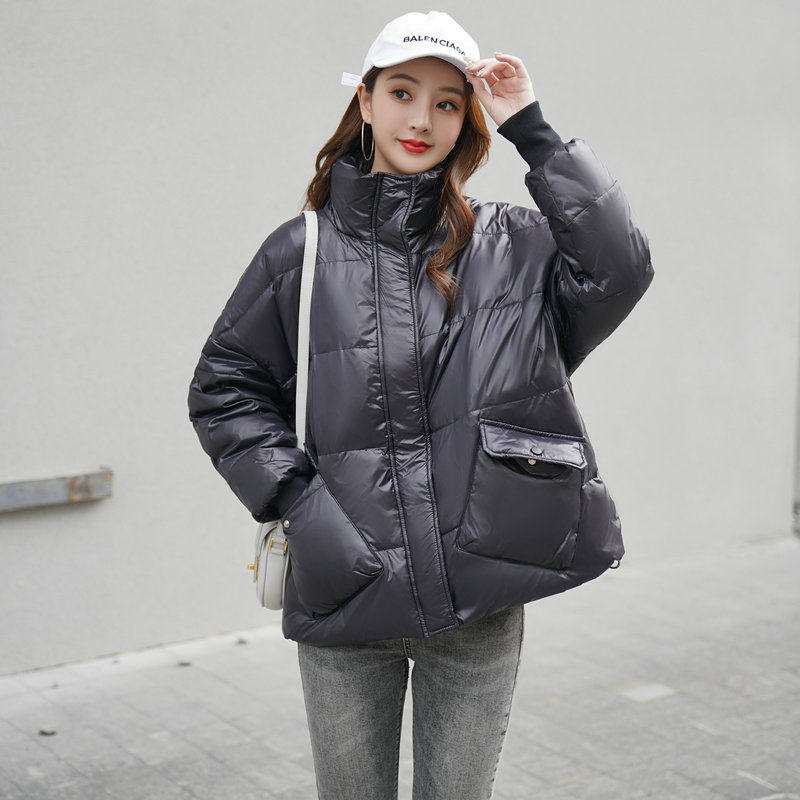 2020年冬新款爆款反季女短款羽绒服 卉遇羽绒服