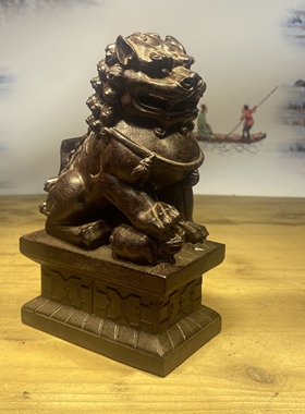 木雕狮子摆件一对家居摆设实木北京宫门狮复古博古架酒架装饰红木