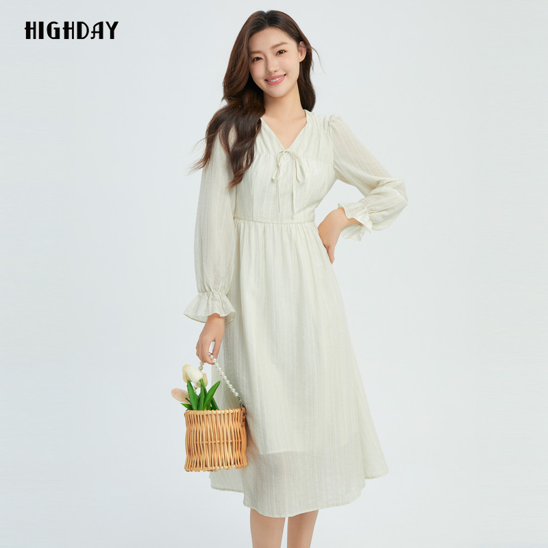 轩日2024商场款修身白月光女裙V领肌理感长袖连衣裙蝴蝶结中长裙,淘宝优惠券,粉丝福利购,淘宝优惠卷