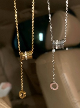 钛钢不掉色小蛮腰轻奢项链女夏网红小众高级设计感配饰锁骨链吊坠