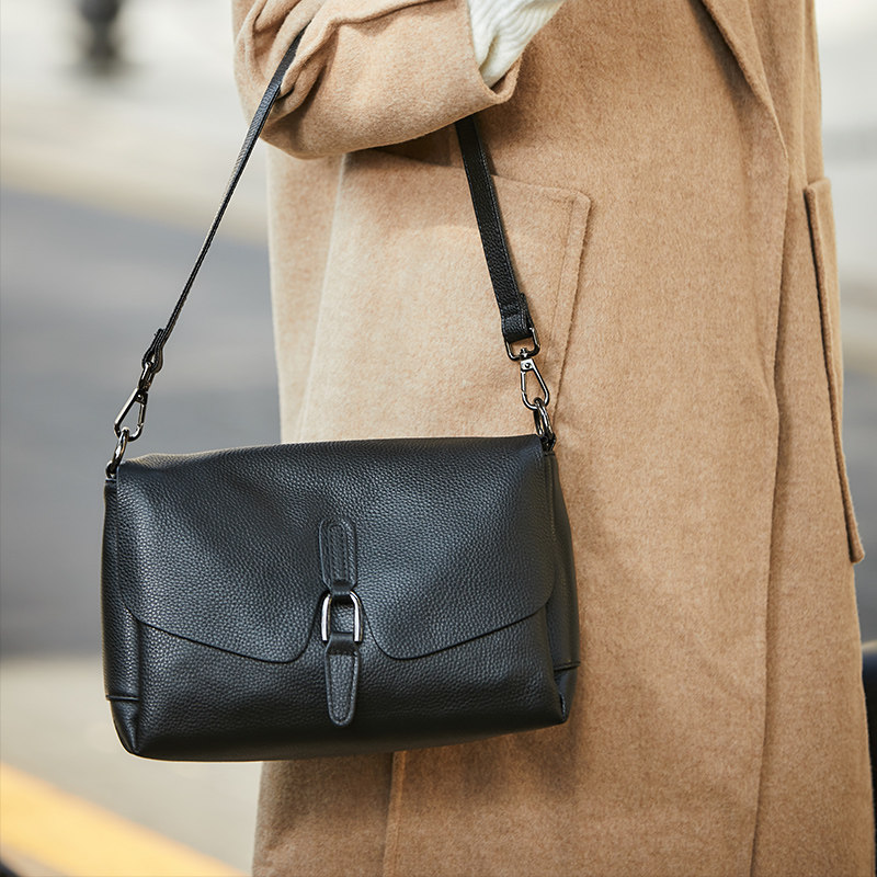 2020新款潮女时尚百搭牛皮斜挎包 澳迪佳女士包袋