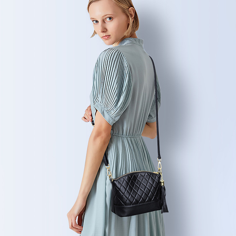 澳迪佳女2020新款小香风斜挎小包包 澳迪佳女士包袋