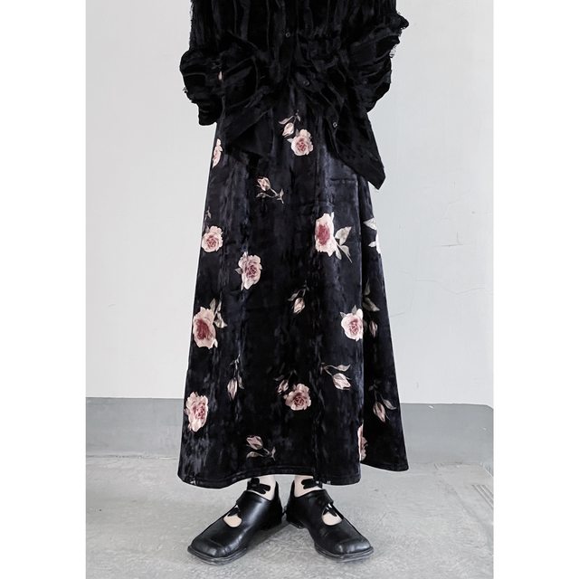Retro style rose velvet skirt
