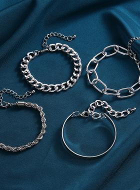 WomanTrendySthExaBcel