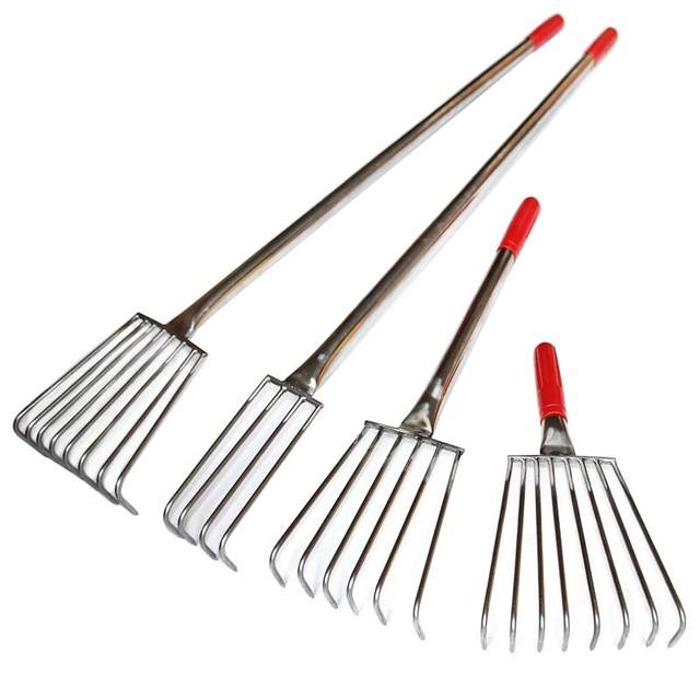 Gardening small rakes for farming to rush the sea