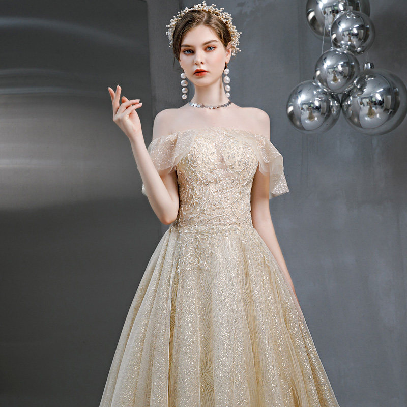 香槟色2019秋冬新款高贵一字肩婚纱 alalei礼服/晚装