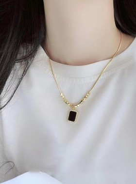 钛钢项链 【镀K金】黑色方牌秋冬新款时尚轻奢ins明星气质防水不