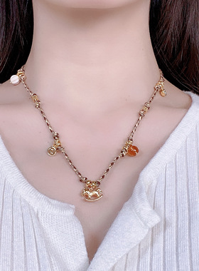 新中式美拉德色天马四色编织绳项链轻奢高级链百搭锁骨链