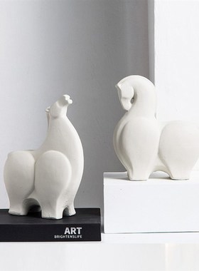 北欧现代意式极简轻奢风装饰品摆件样板房软装书柜格子陶瓷马摆设