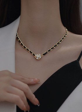 网红磁铁扣皮革项链高级中古黑色编制链条颈链个性气质独特设计