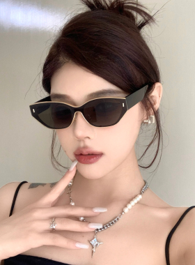 欧美风辣妹复古猫眼墨镜方圆脸潮