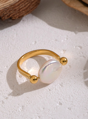 咿咿巴洛克珍珠U形戒指