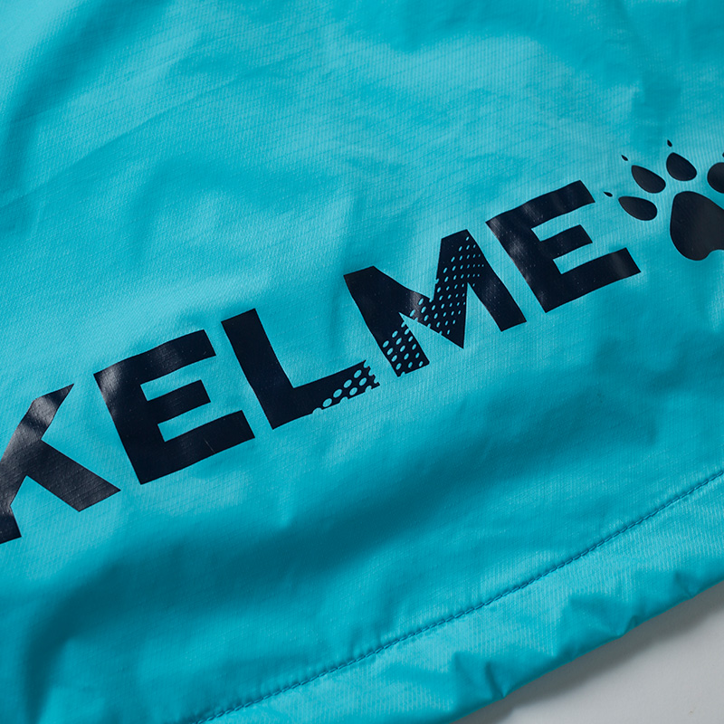 kelme 男女同款运动风衣zu球训练风雨衣西班牙人武磊同款 卡尔美 kelme 男女同款运动风衣zu球训练风雨衣西班牙人武磊同款 卡尔美