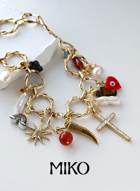 秋冬新款项链多巴胺彩色吊坠设计款颈链中性情侣款原创高级欧美